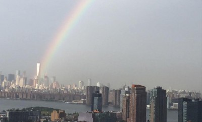 Regenbogen über One World Trade Center