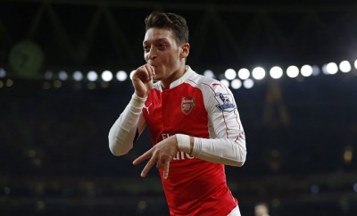 Mesut Özil ist glücklich bei Arsenal London.