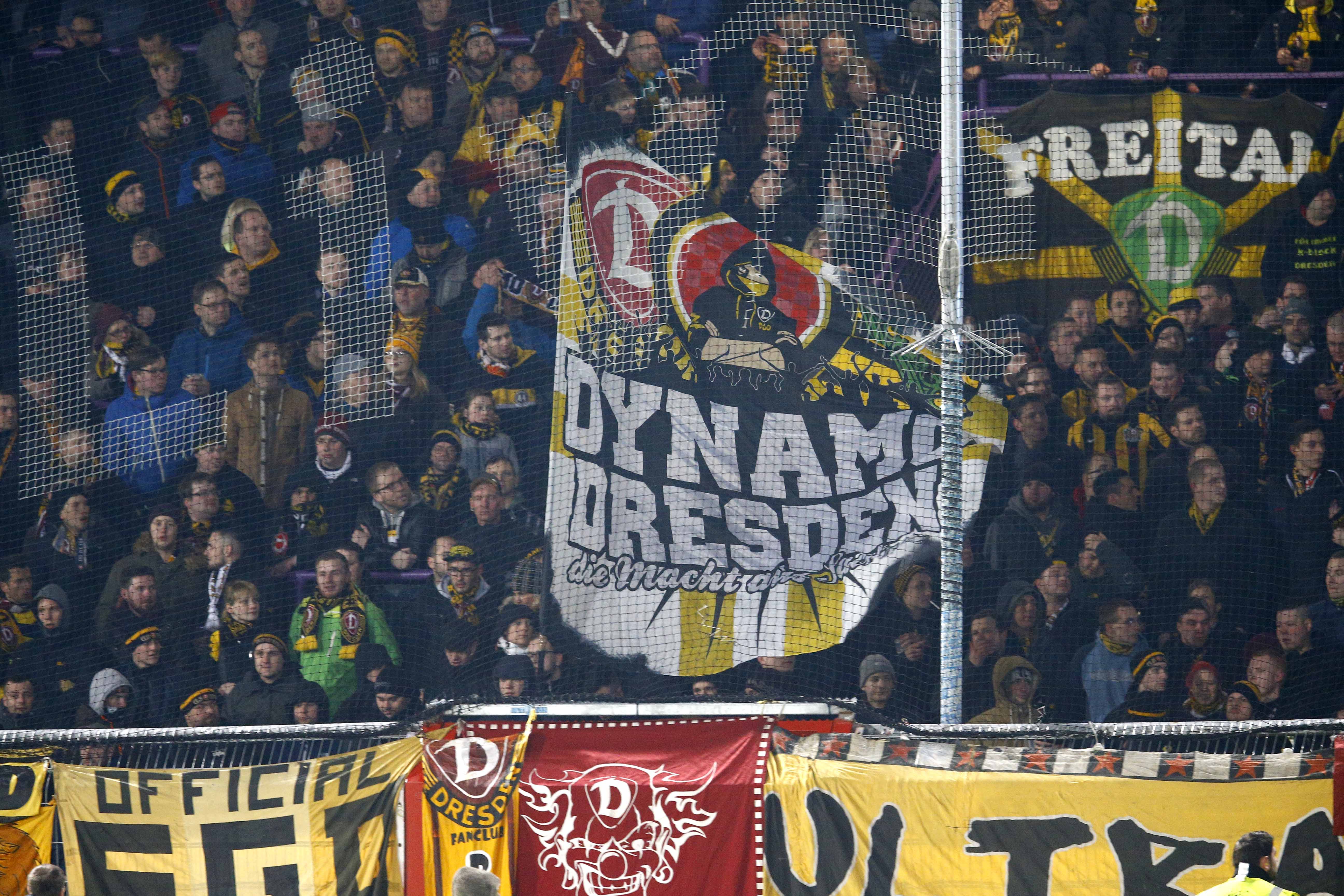 Die Fans von Dynamo Dresden können im nächsten Jahr wahrscheinlich in der 2. Bundesliga jubeln.
