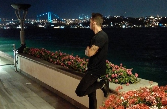 Mesut Özil macht keinen Hehl aus seiner Verbundenheit zur türkischen Metropole Istanbul.