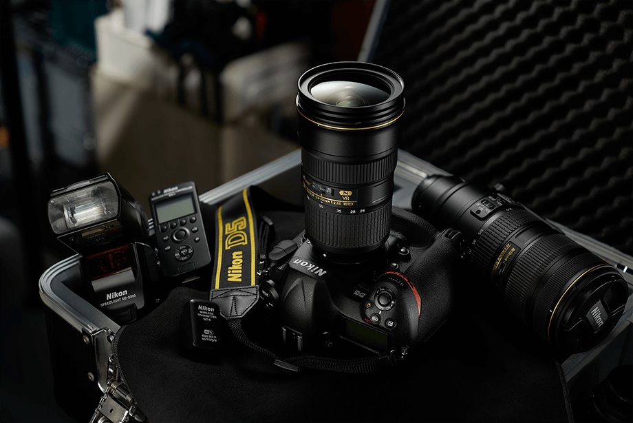 Schnelle Bilderfassung und 4-Mal schnellere Datenübertragung Nikon D5.