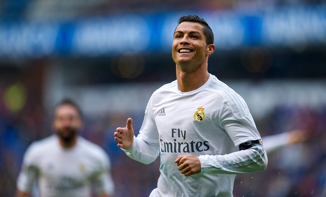 Wechselt Cristiano Ronaldo doch noch von Real Madrid zu PSG?