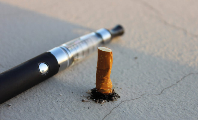 Um die E-Zigarette ranken sich viele Mythen und auch die Berichterstattung ist überwiegend negativ.