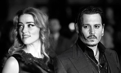 Seit Tagen herrscht Krieg bei Johnny Depp und Amber Heard. Nun wurde bekannt, dass der Schauspieler von seiner Noch-Frau erpresst wird.
