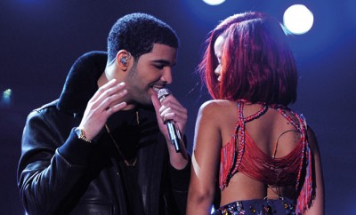 Drake äußert sich zu neuen Liebesgerüchten um Rihanna.