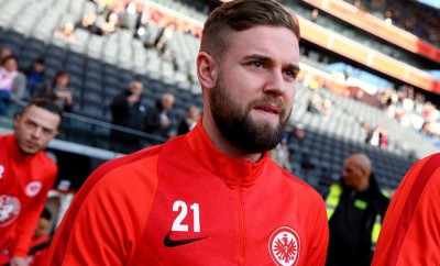 Trotz Verletzung will Eintracht Frankfurt mit Marc Stendera verlängern.