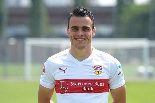 Der VfB Stuttgart rät Filip Kostic zum Wechsel des Beraters.