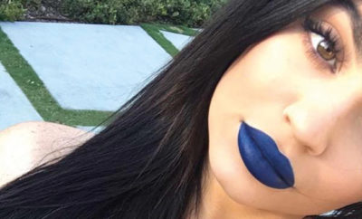 Kylie Jenner sorgt dafür, dass ihre Fans mit zwei gewöhnungsbedürftigen Farben für den Nationalfeiertag der USA am vierten Juli ausgestattet sind.