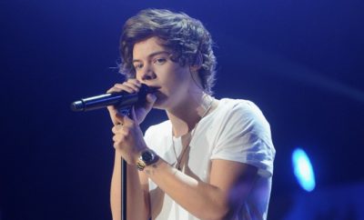 One Direction: Harry Styles schockt mit blutigem Auftritt!