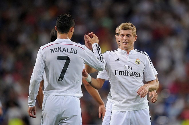 Toni Kroos nimmt Cristiano Ronaldo in Schutz.
