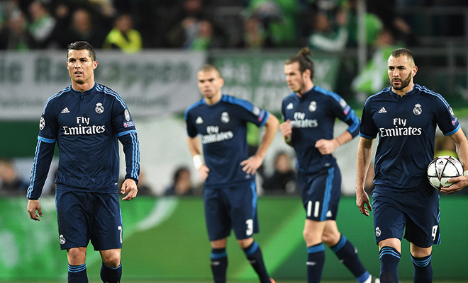 Schock für Real Madrid: Nach Cristiano Ronaldo droht mit Karim Benzema der nächste Topstar verletzungsbedingt gegen den FC Sevilla auszufallen.