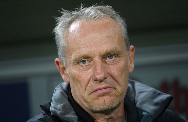 Christian Streich hofft auf eine Überraschung des SC Freiburg gegen den BVB.