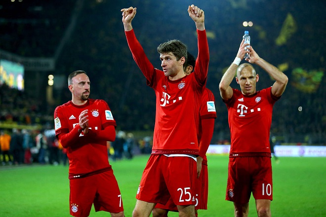 Thomas Müller, Franck Ribery und Arjen Robben könnten noch länger gemeinsam für den FC Bayern München auf dem Platz stehen.