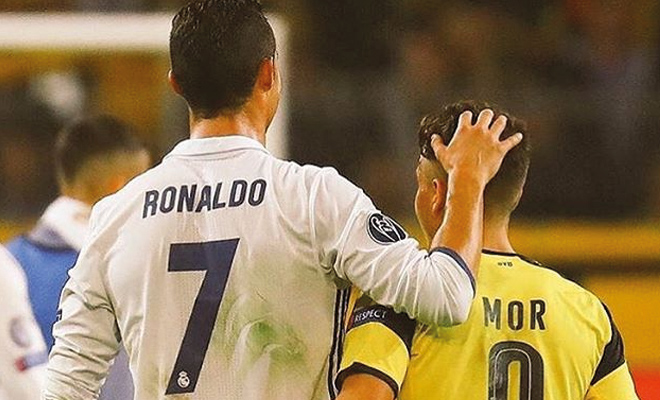 Emre Mor bewundert Cristiano Ronaldo.