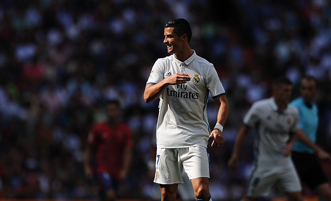 Cristiano Ronaldo holt zum heftigen Gegenschlag gegen einen Kritiker aus und übertrifft Lionel Messi nun auch in der Primera División.