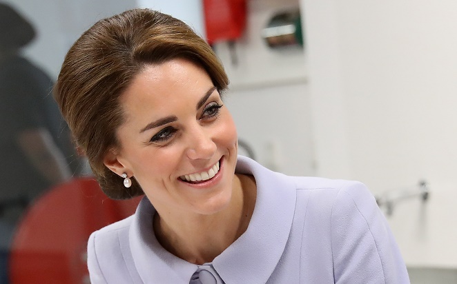 Herzogin Kate Middleton schockt Flugzeug-Passagiere!