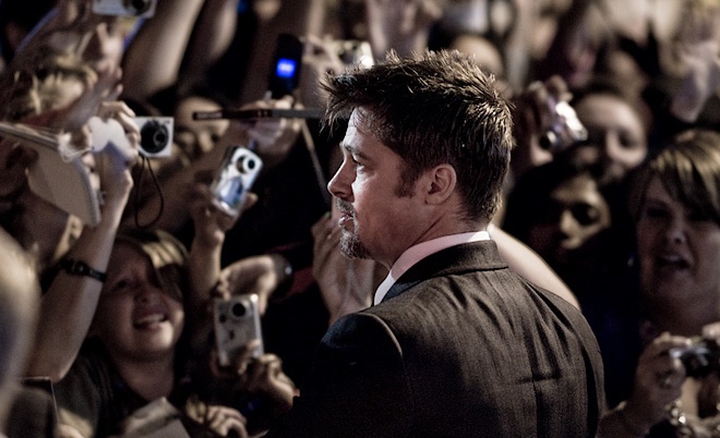 Brad Pitt kassiert Spott wegen Photoshop-Fail